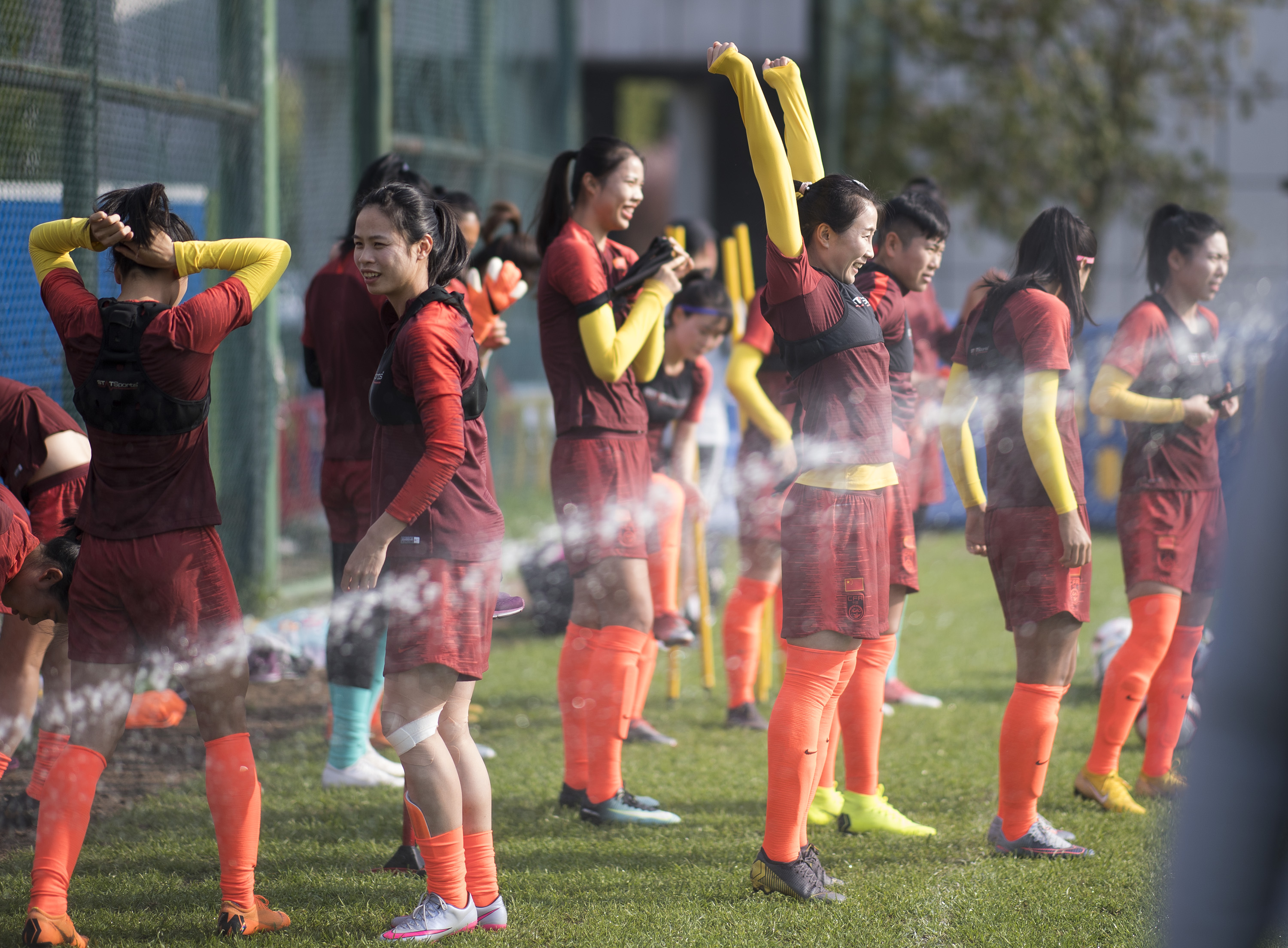 爱游戏在线-精彩的女子足球赛事中，中国队获胜展现实力的简单介绍