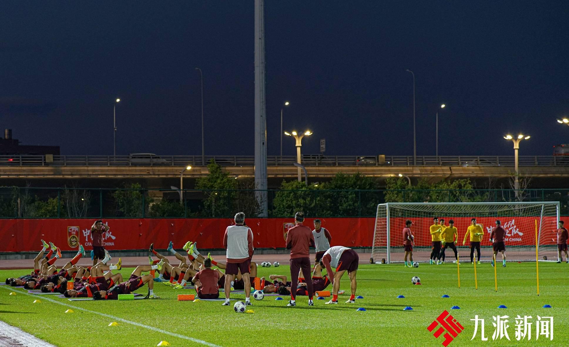 包含足球预选赛赛场对决竞猜,胜者踏上晋级之路的词条 包含足球预选赛赛场对决竞猜,胜者踏上晋级之路的词条