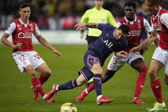 切尔西客场逼平,无奈追赶之路曲折 切尔西客场逼平,无奈追赶之路曲折