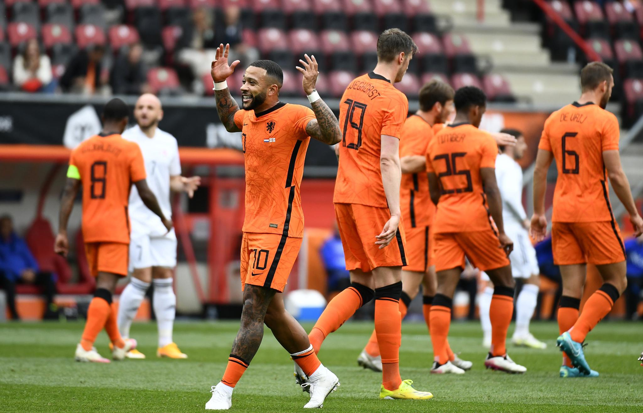 爱游戏tv-格鲁吉亚与阿根廷大比分战平，两队飙分的简单介绍