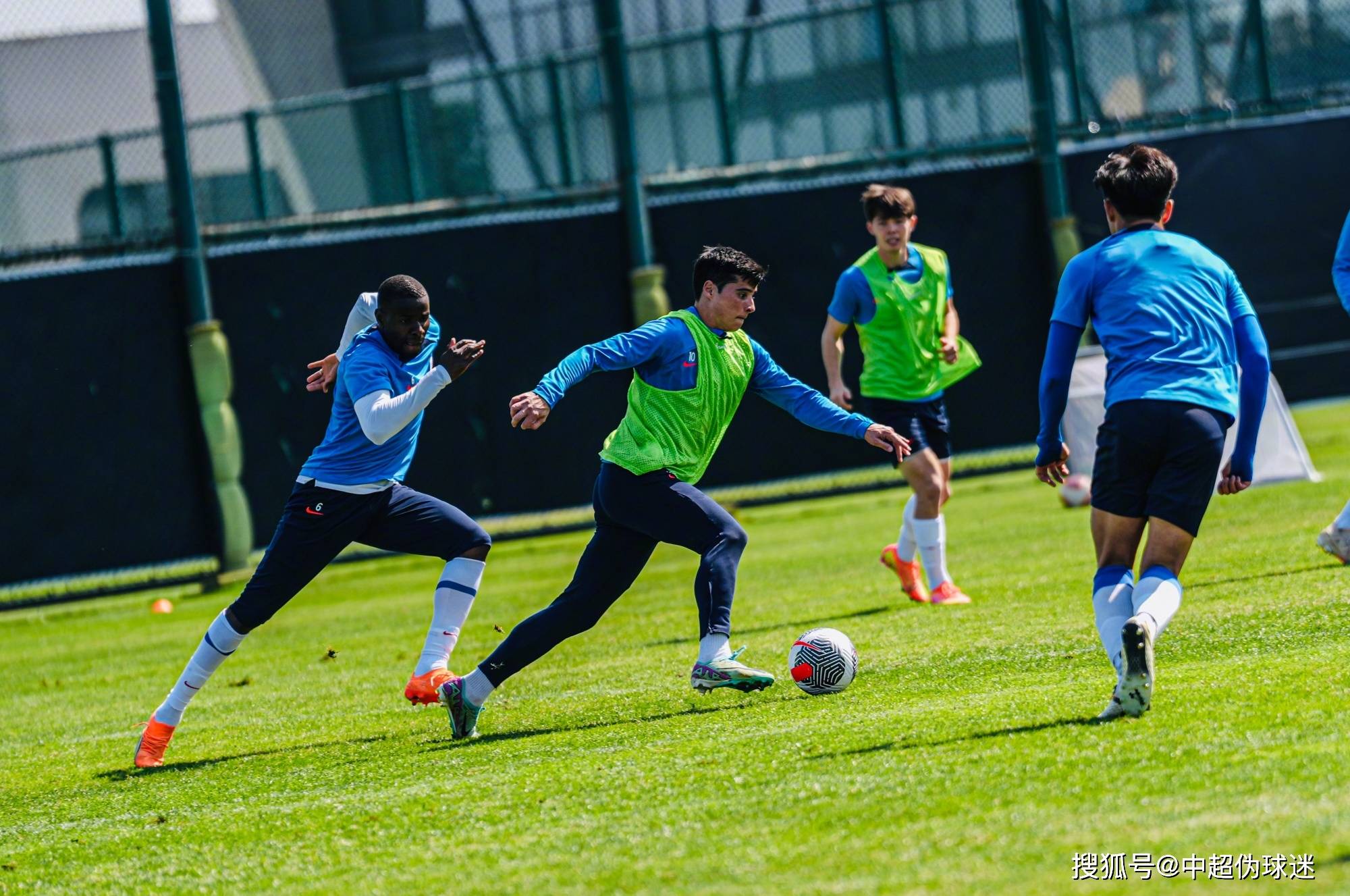 爱游戏官方入口-包含战意十足：突尼斯青年体育世俱杯热身赛回顾的词条