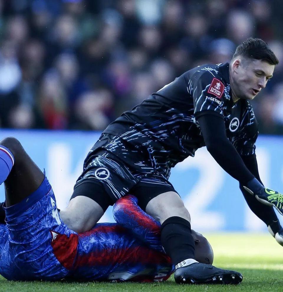 关于沃特福德血洗米尔沃尔挺进英格兰足总杯四强的信息 关于沃特福德血洗米尔沃尔挺进英格兰足总杯四强的信息