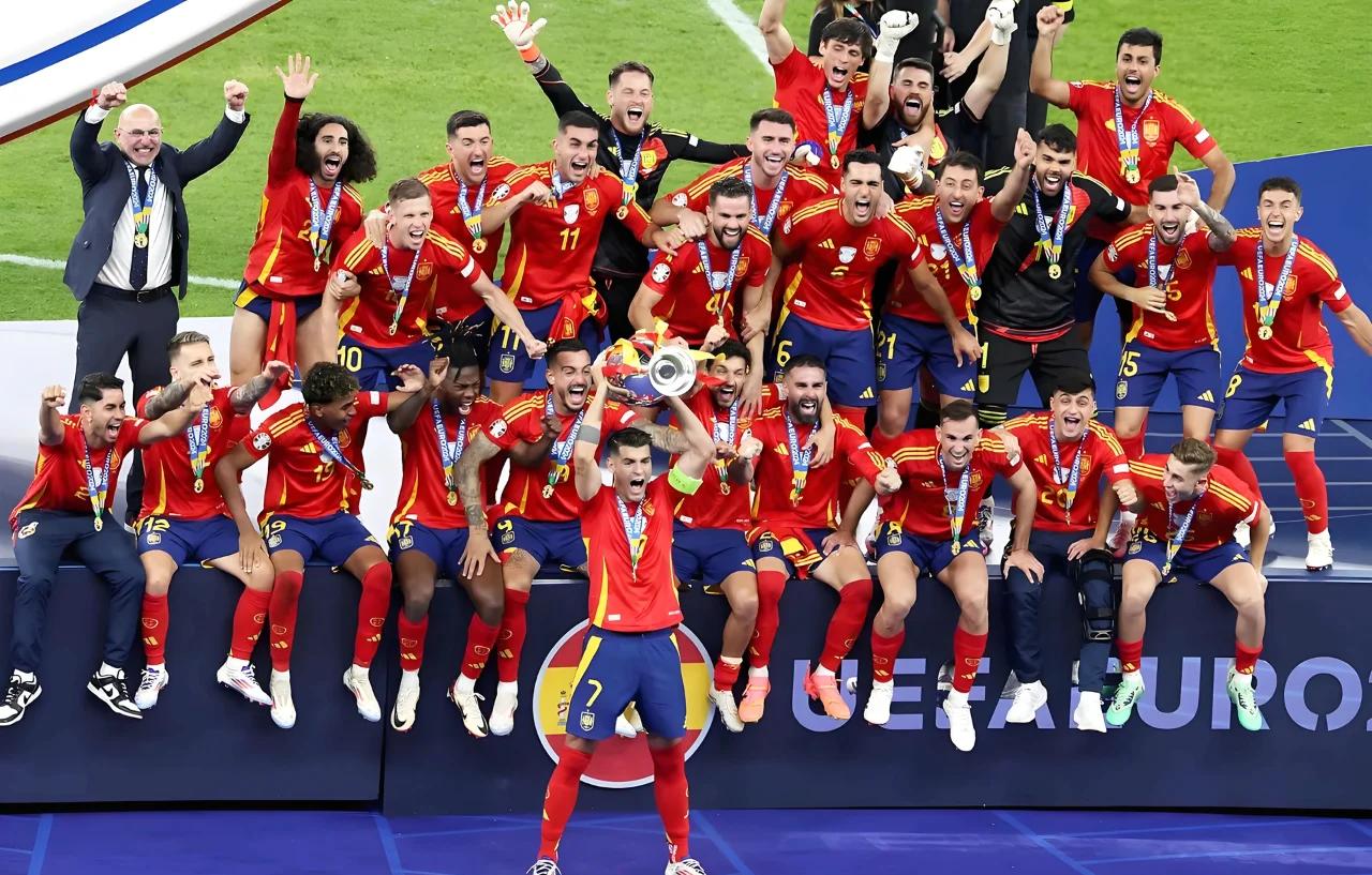 西班牙战胜意大利，锁定欧洲杯资格赛名额