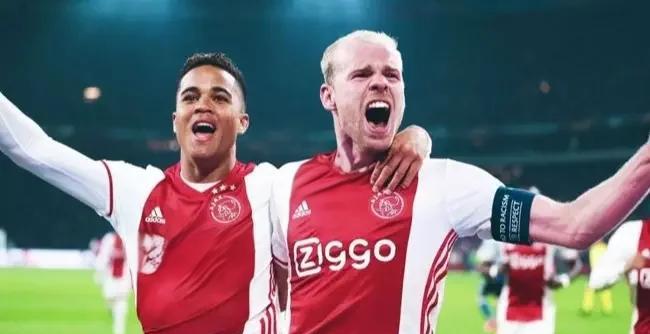 {随机}--利兹联勇夺三分，不畏强队再接再厉的简单介绍