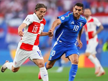 爱游戏在线-包含意大利表现抢眼，欧洲预选赛比赛非常精彩的词条