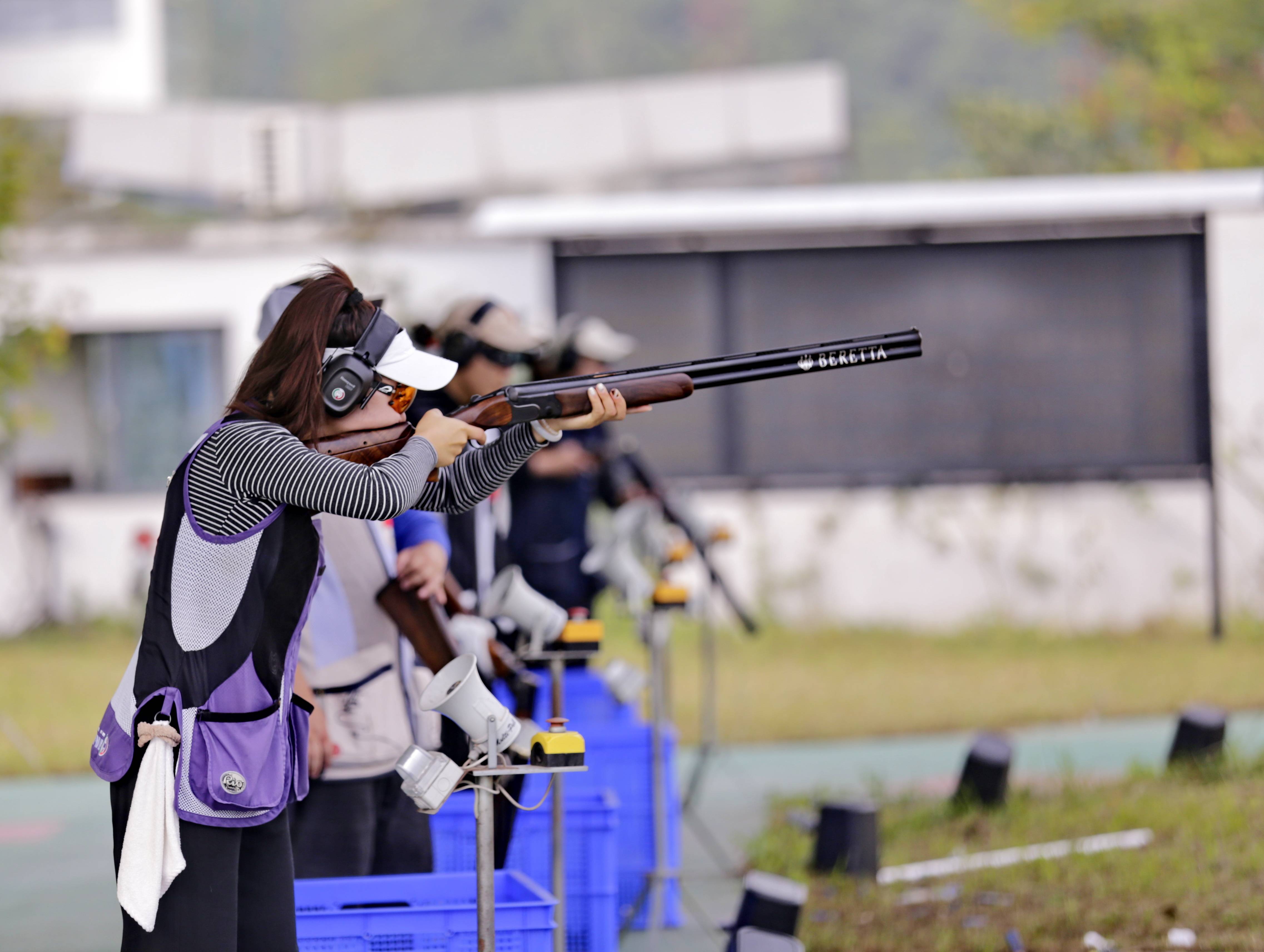 射击赛事收官,世界排名选手笑逐颜开 射击赛事收官,世界排名选手笑逐颜开