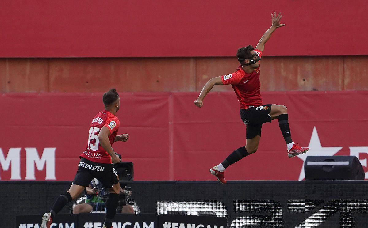 关于马洛卡客场-领先击败对手，继续保卫急切的信息