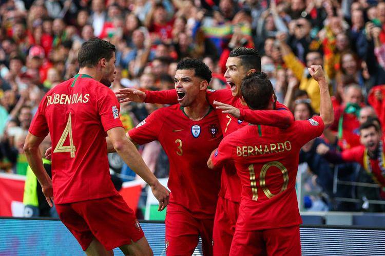 爱游戏入口-包含欧国联比赛：决胜时刻的交锋的词条