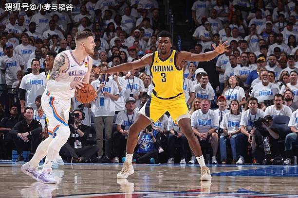 快船外线爆发,雷霆内线难以匹敌 快船外线爆发,雷霆内线难以匹敌