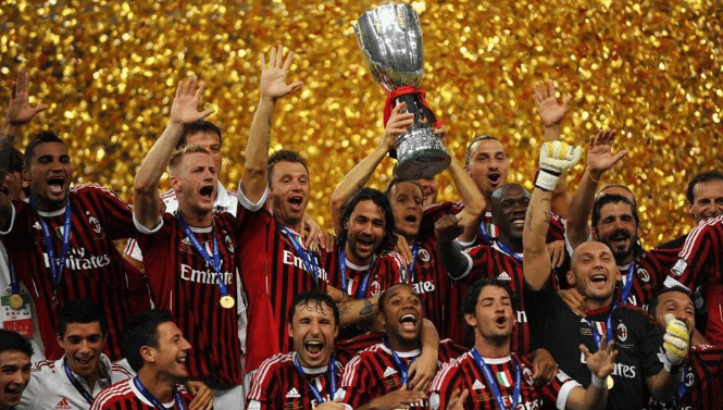 AC米兰客场大捷,联赛争夺愈加激烈 AC米兰客场大捷,联赛争夺愈加激烈