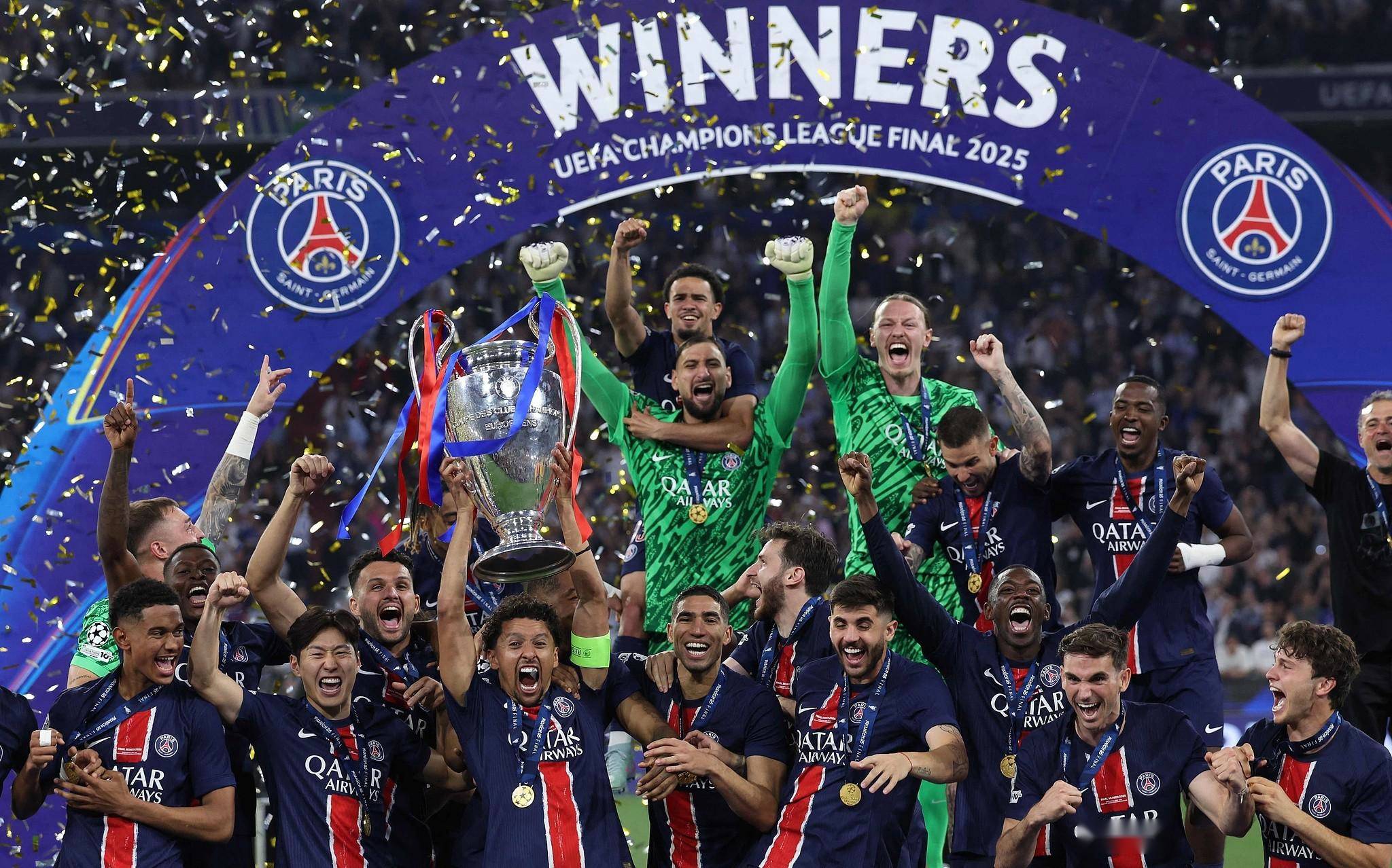 拜仁巴萨激战,力克对手继续冲击冠军 拜仁巴萨激战,力克对手继续冲击冠军