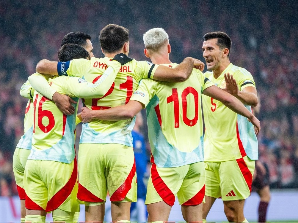 丹麦队积极备战北欧联赛首战 丹麦队积极备战北欧联赛首战