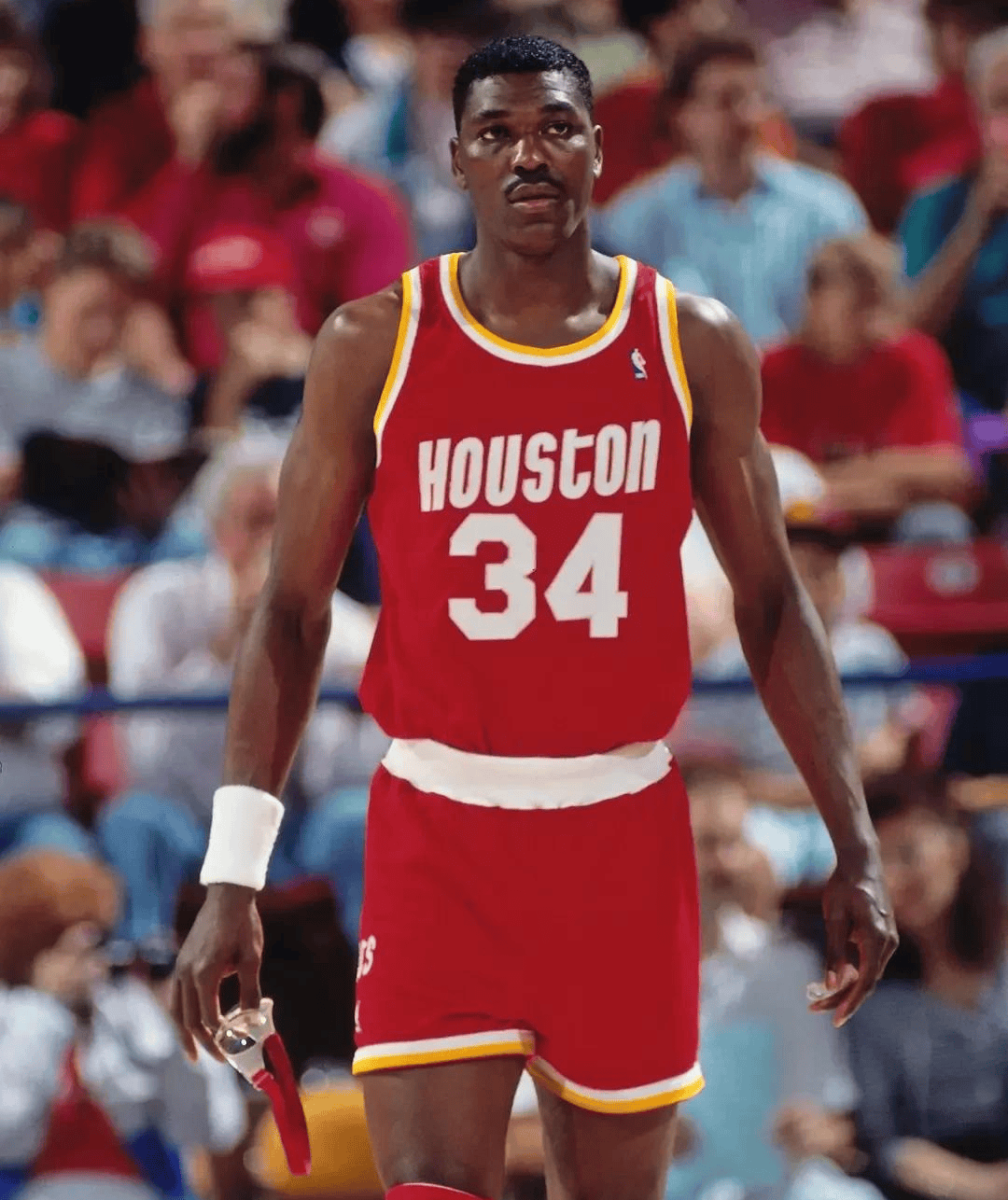 外籍球员在国际篮球舞台耀眼发光 外籍球员在国际篮球舞台耀眼发光