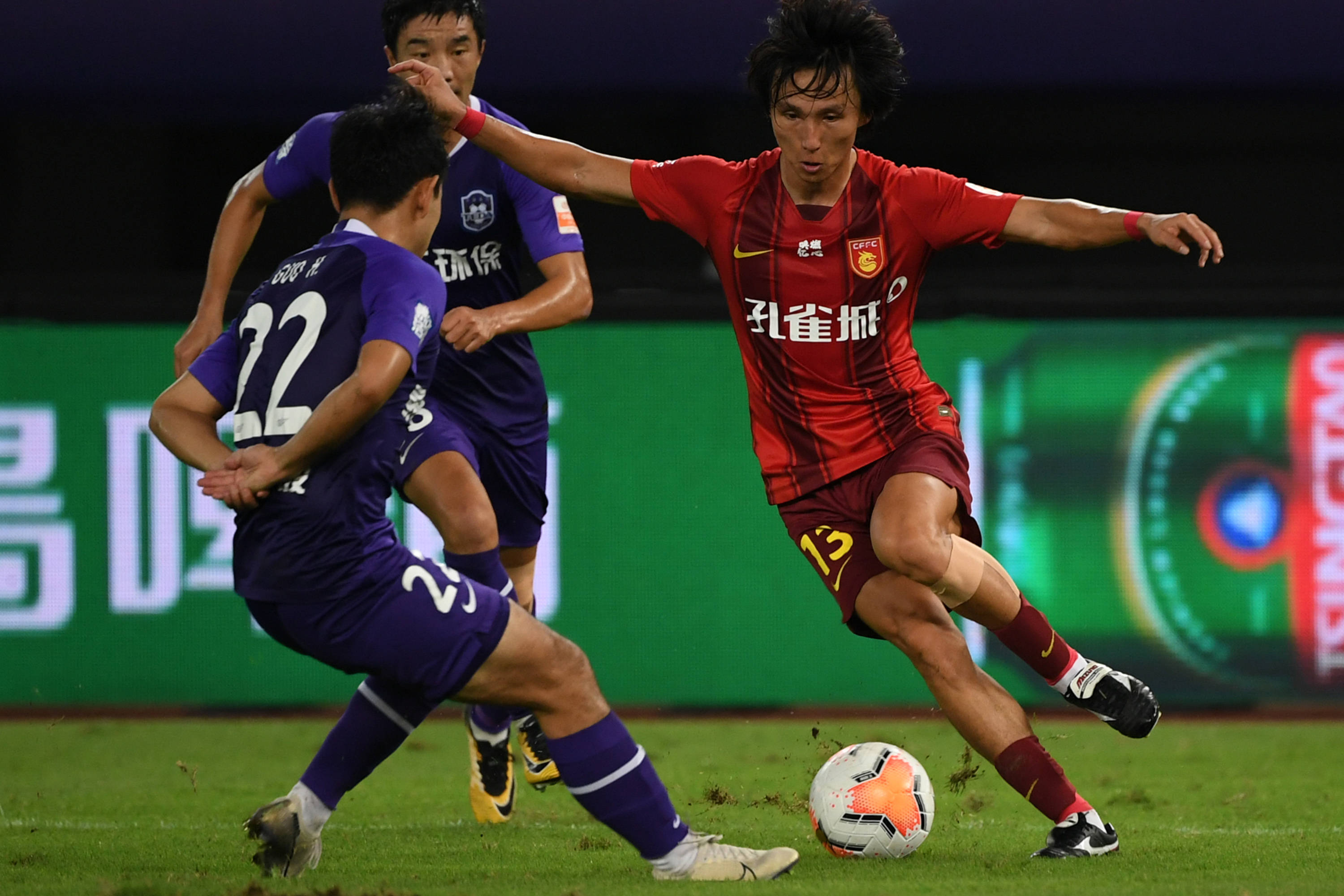 中超竞争激烈华夏幸福高歌猛进的简单介绍 中超竞争激烈华夏幸福高歌猛进的简单介绍