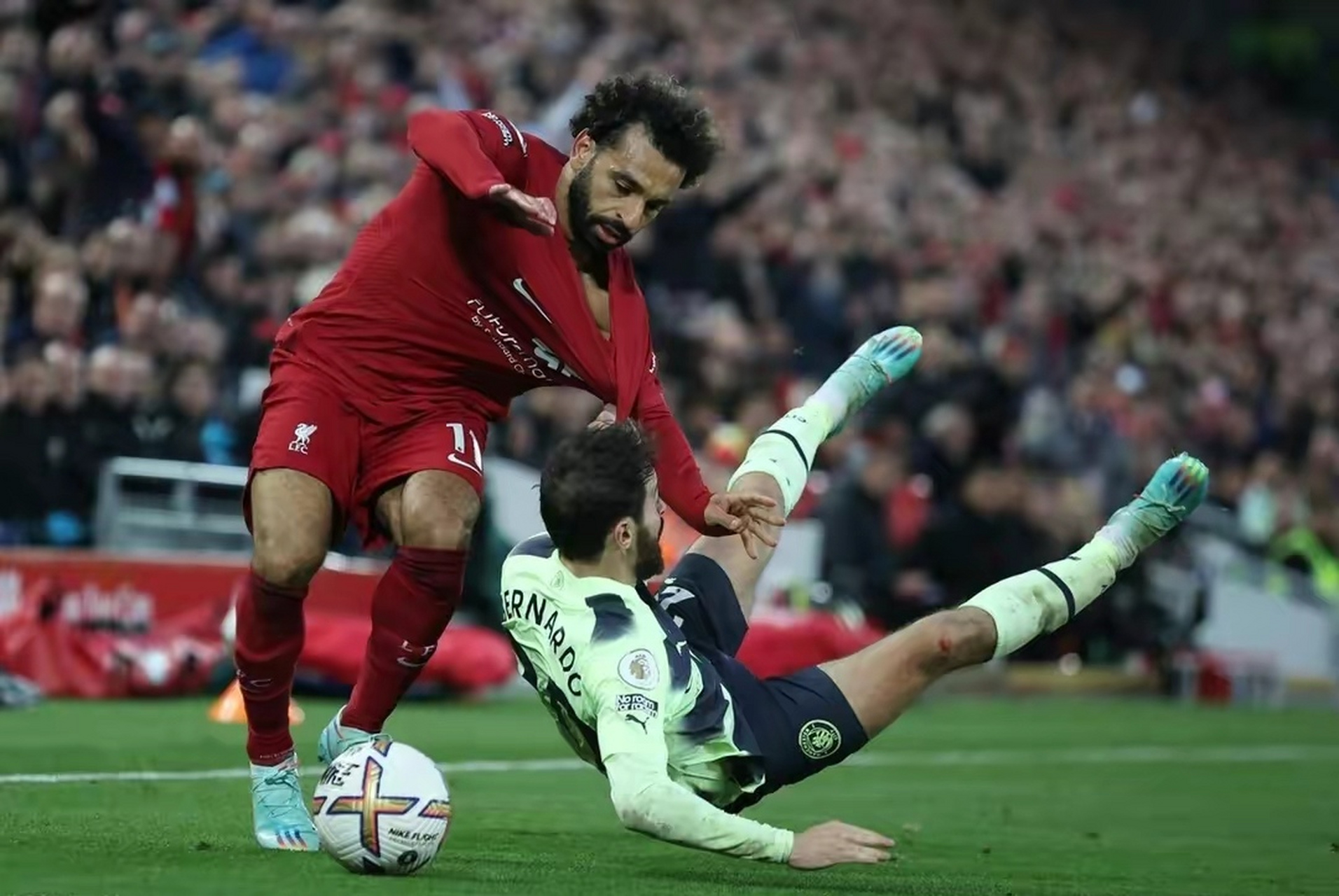 利物浦联赛不败走势延续,未遇对手能造威胁的简单介绍 利物浦联赛不败走势延续,未遇对手能造威胁的简单介绍