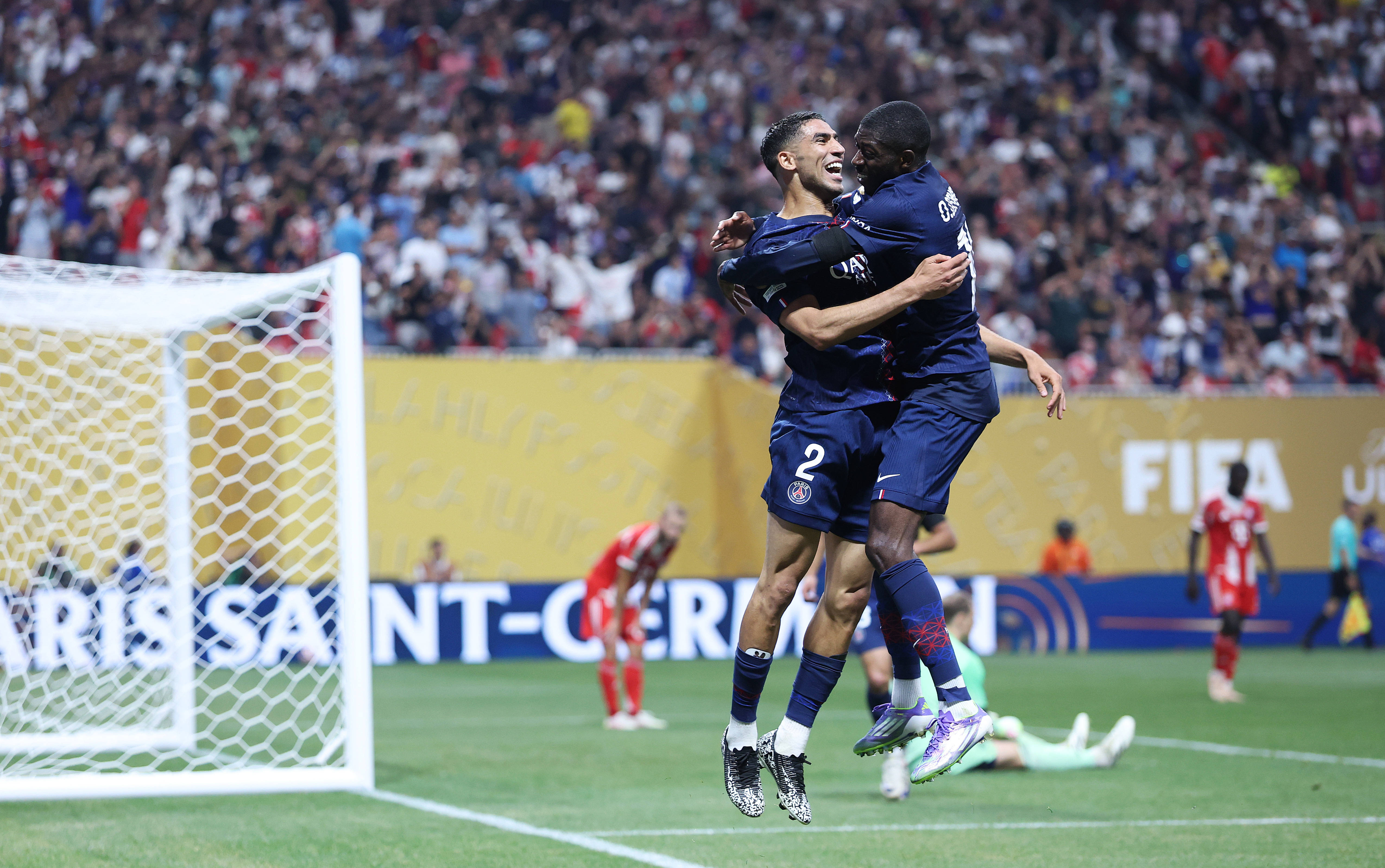 爱游戏官方入口-关于巴黎圣日耳曼新援亮相，球队实力再添一份保障的信息