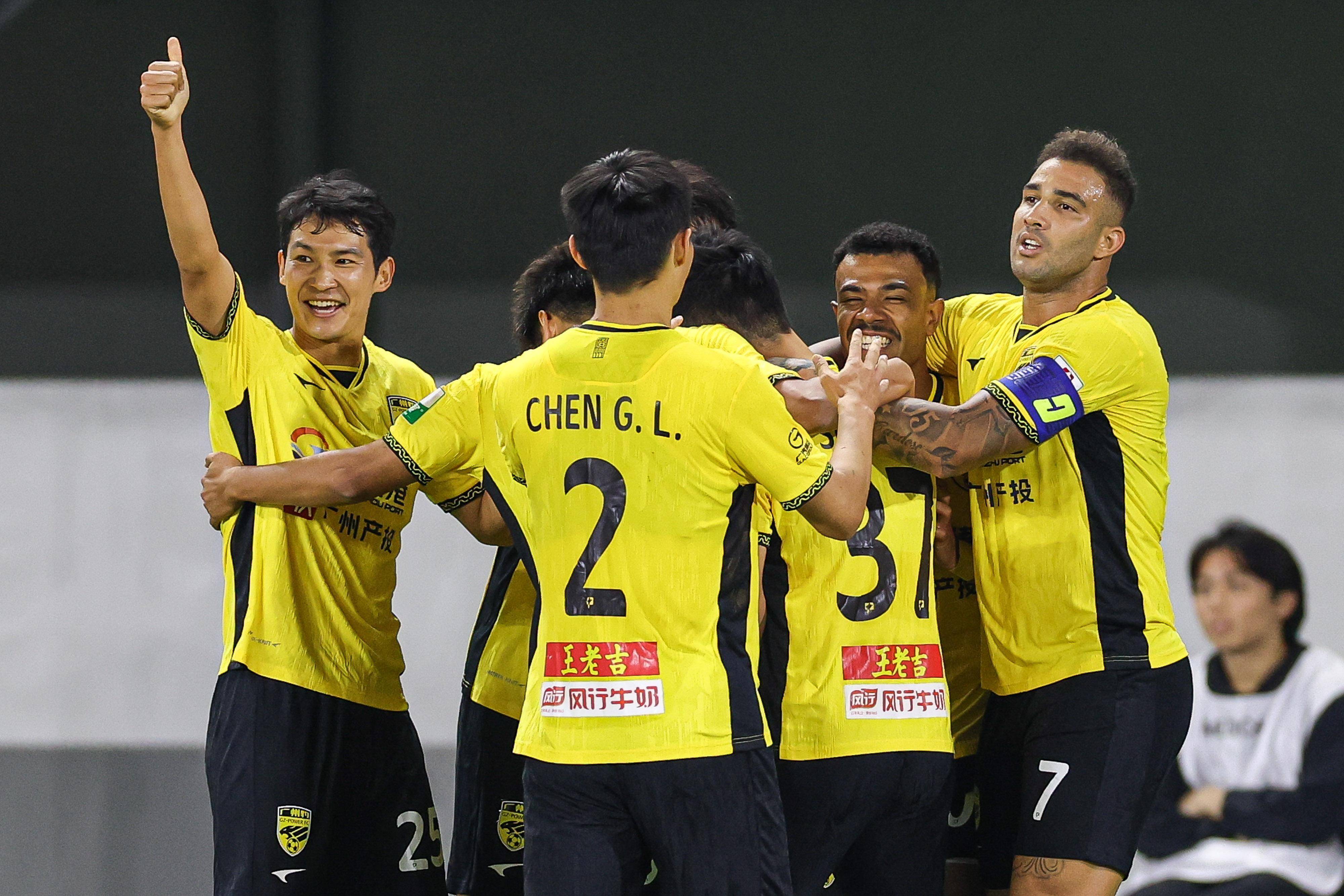 广州队击败广东,继续稳固前四席位 广州队击败广东,继续稳固前四席位