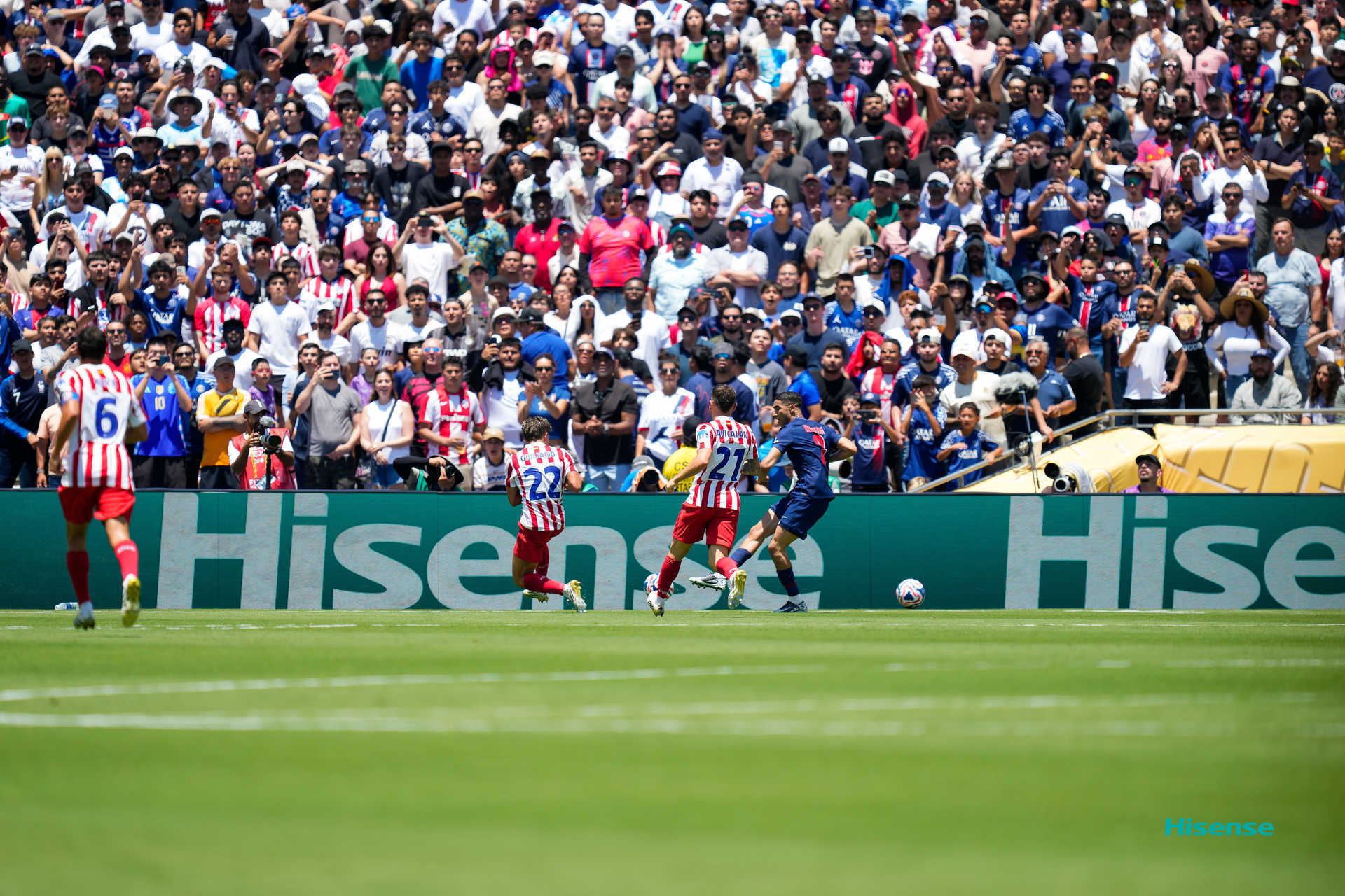 欧洲联赛冠军之路赛场激情迸发 欧洲联赛冠军之路赛场激情迸发