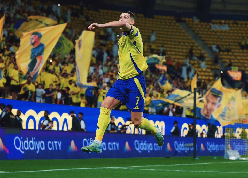 尤文图斯主场胜博洛尼亚,C罗破门助球队豪取三分 尤文图斯主场胜博洛尼亚,C罗破门助球队豪取三分