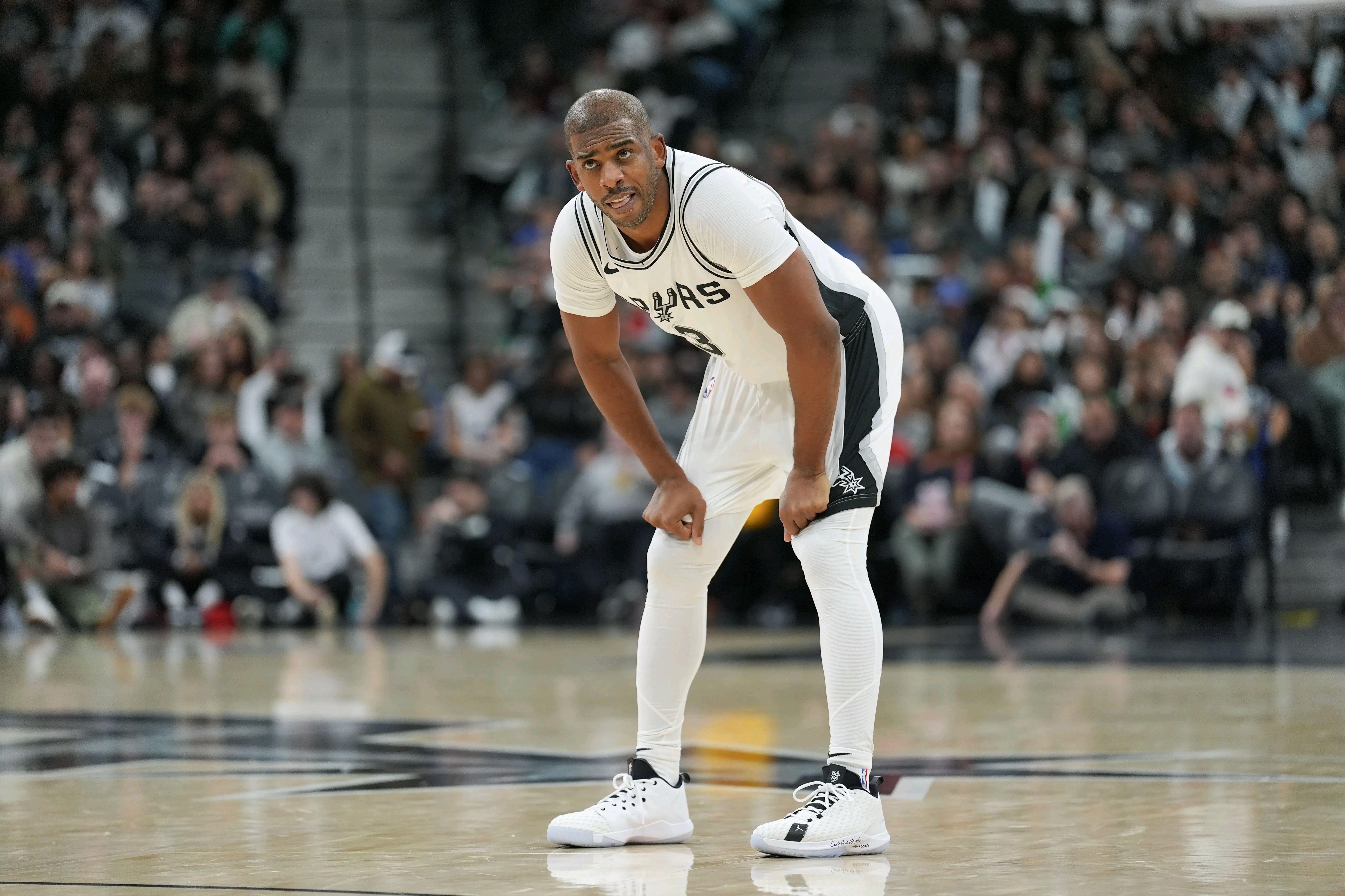 黄蜂击败马刺,威莫斯得分狂热 黄蜂击败马刺,威莫斯得分狂热