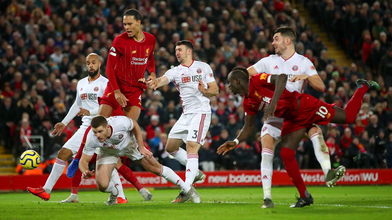 曼联逼平利物浦,英超一分之差领跑榜单 曼联逼平利物浦,英超一分之差领跑榜单