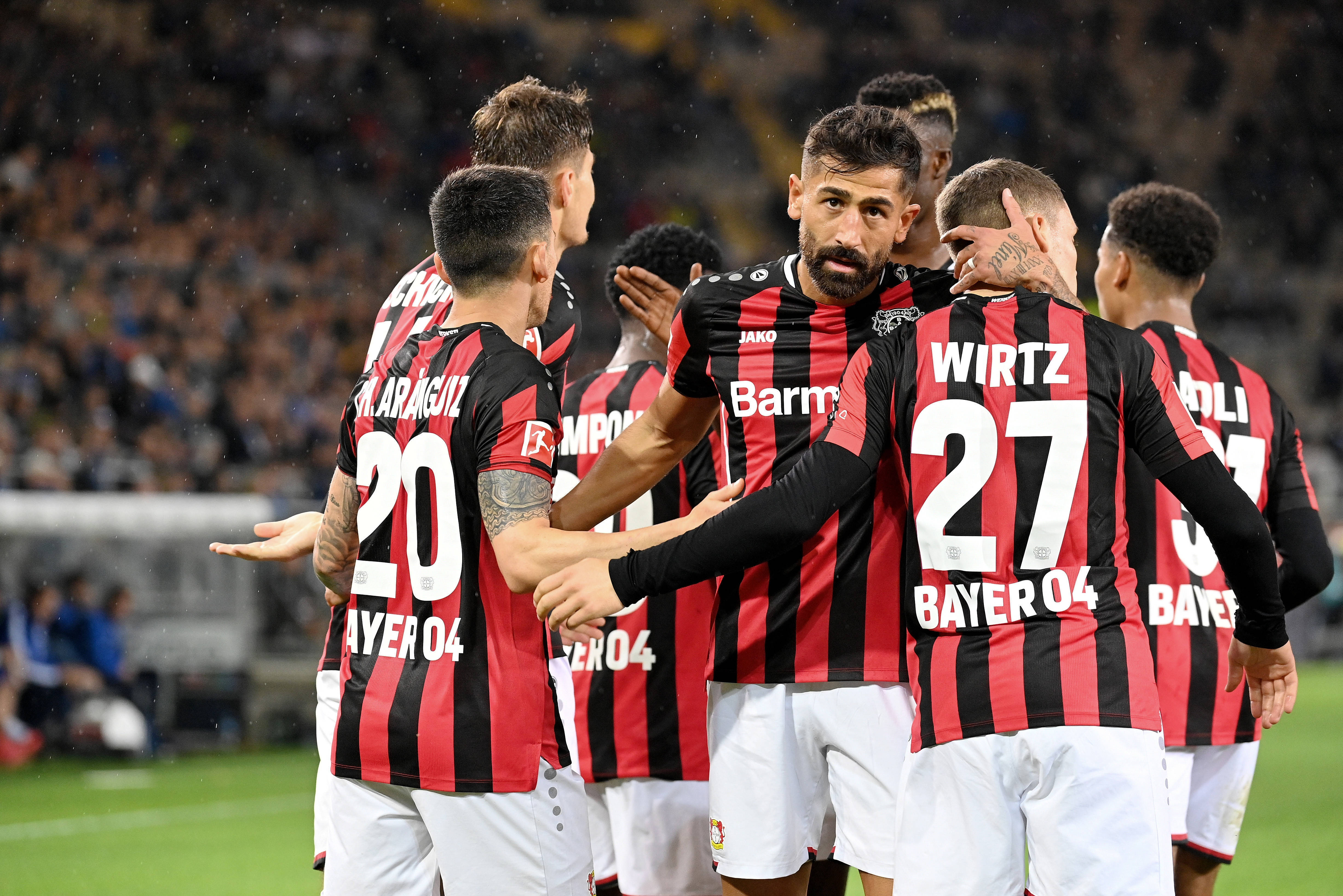 斯图加特球员集体表现失常，主场战绩堪忧的简单介绍