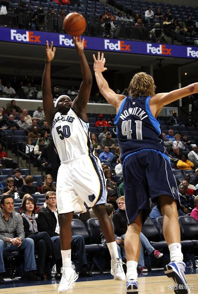 雷霆客场惜败灰熊,小加索尔再度砍下双双的简单介绍 雷霆客场惜败灰熊,小加索尔再度砍下双双的简单介绍