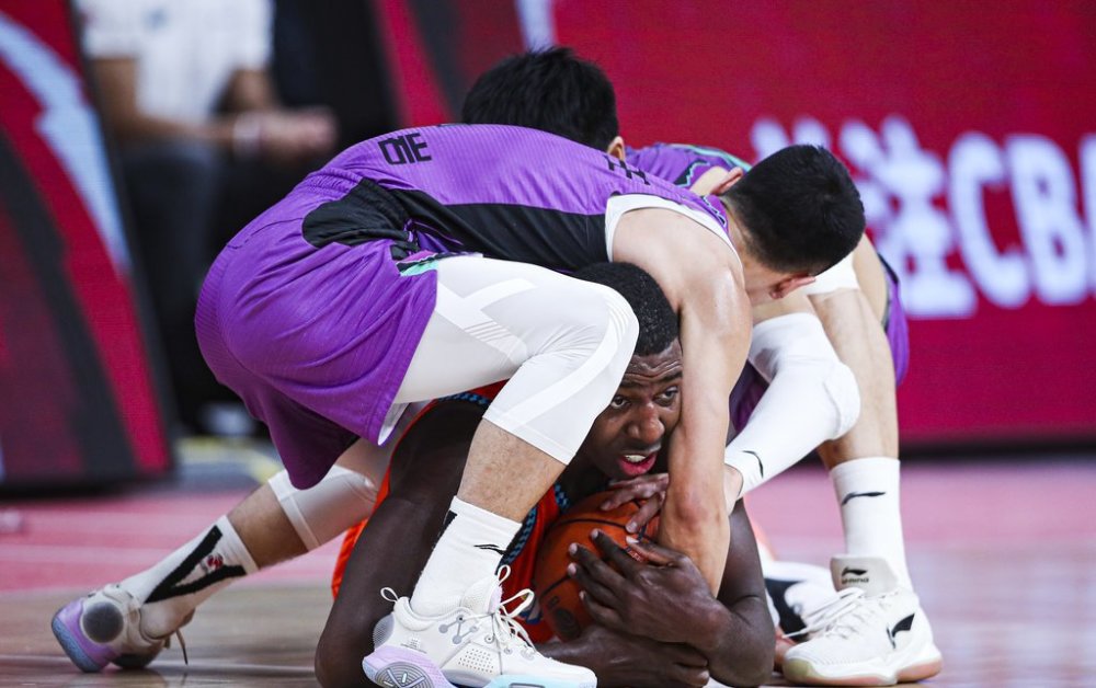 悍将队在一场比赛中获得了惊喜胜利 悍将队在一场比赛中获得了惊喜胜利